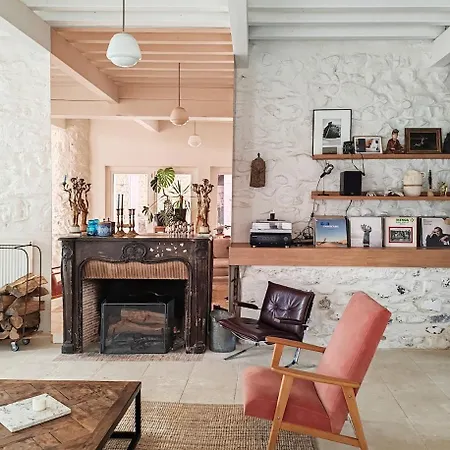 Charme Et Confort - Maison Renovee Avec Piscine - Villa *