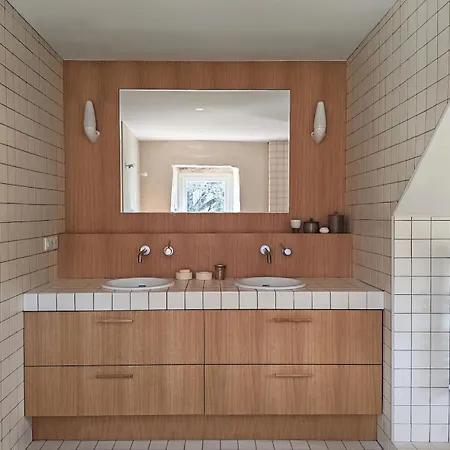 Charme Et Confort - Maison Renovee Avec Piscine - Villa *